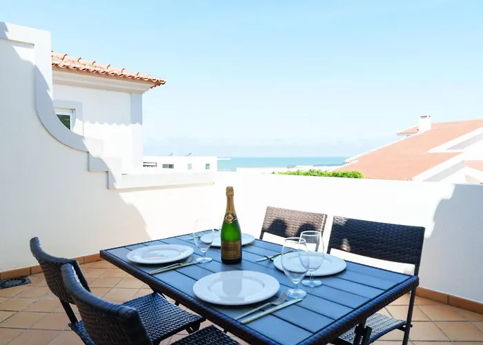 The Lazy Sunbathers, Del Rei, Obidos, B11